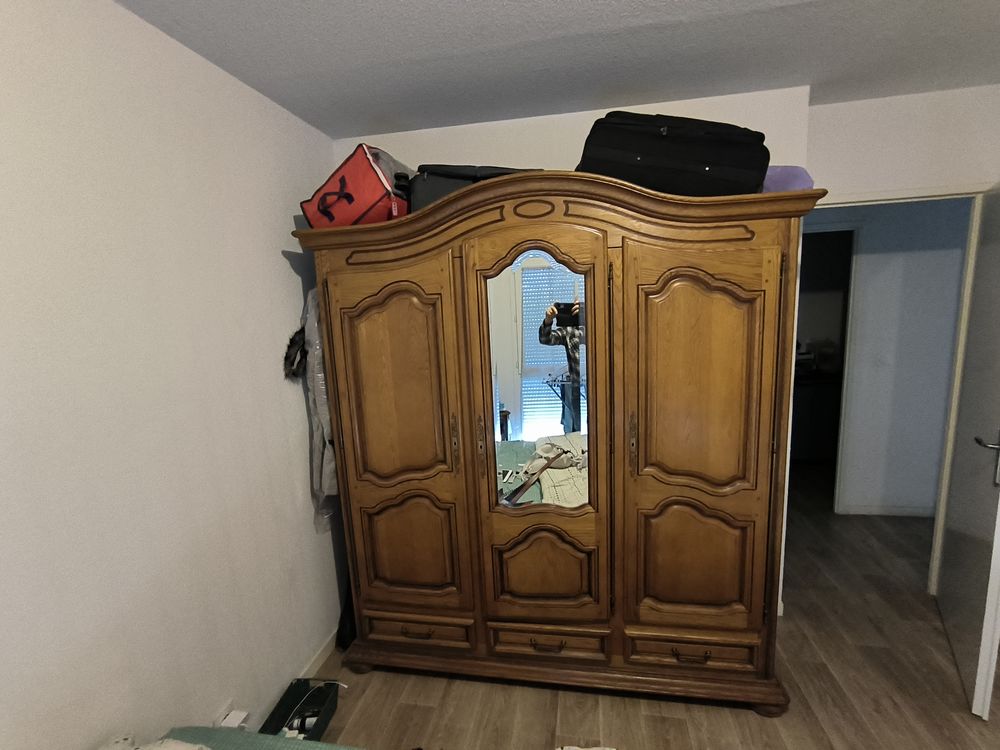 Chambre chene 350 Saint-Jean-d'Illac (33)