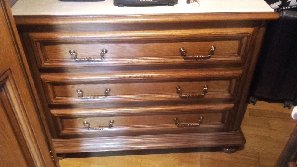 Chambre compl�te ch�ne armoire 4portes ,lit2pers.,com.+miroi 600 Houdain (62)