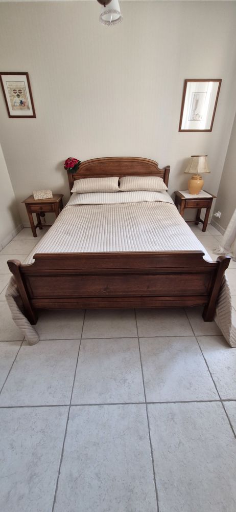 Chambre complete en ch�ne massif. 500 Woippy (57)