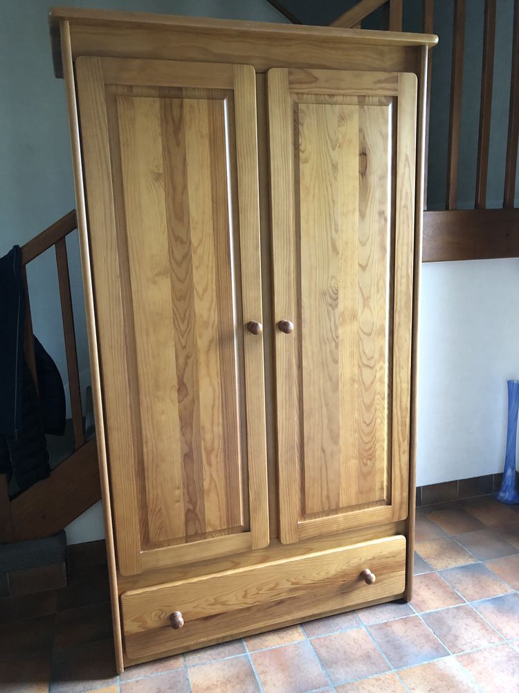 Chambre compl�te en pin massif pour 1 personne 150 Villeneuve-sur-Yonne (89)