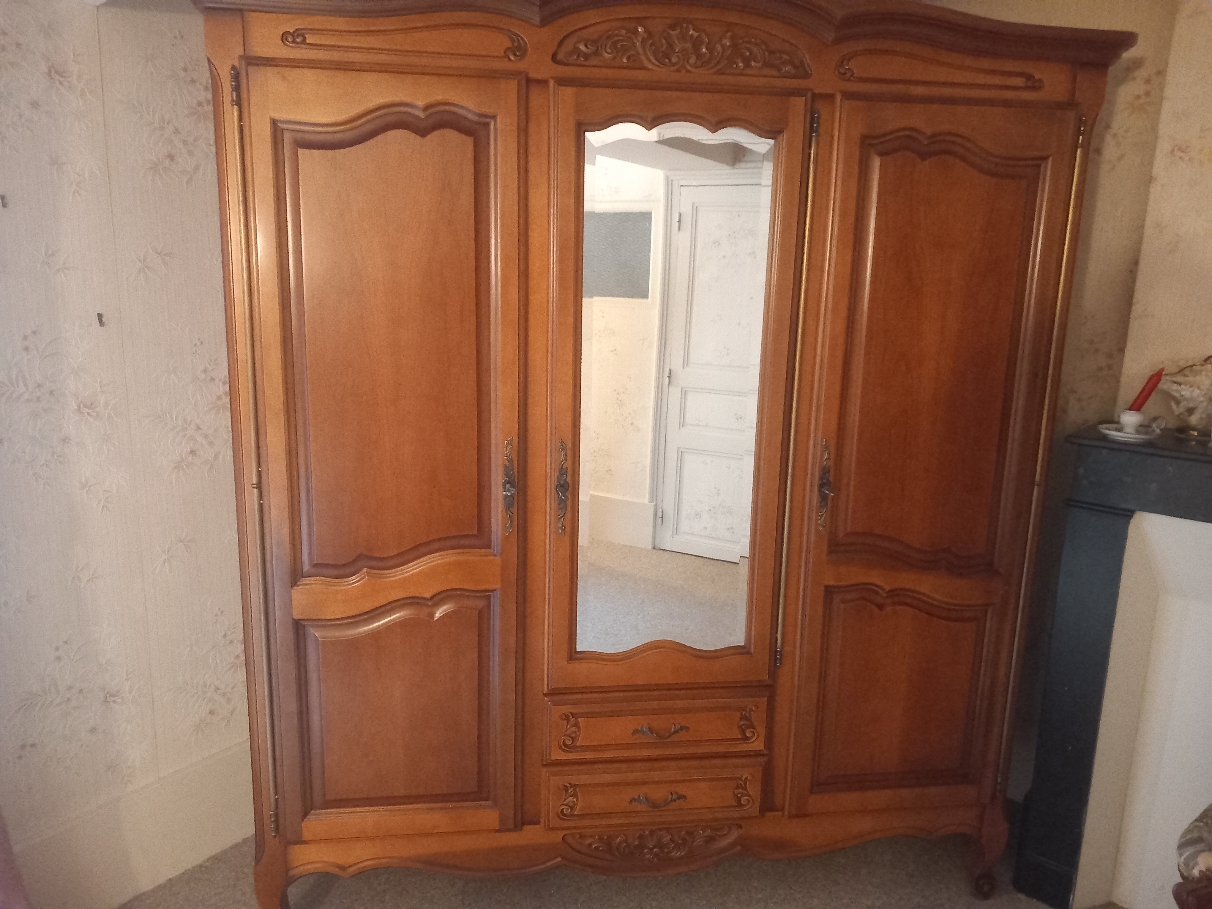 chambre compl�te 250 Saint-B�rain-sur-Dheune (71)