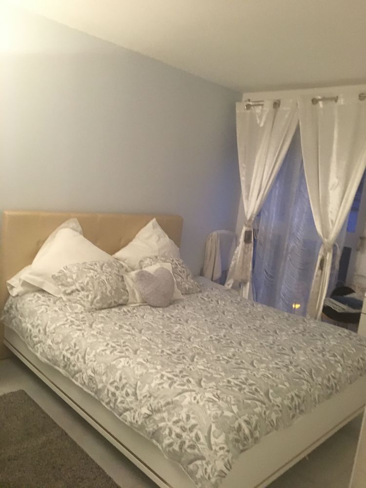 Chambre �   coucher Adulte  - LIT 1,60 x 200+ sommier+matelas+ 2 chevets 400 Paris 19 (75)