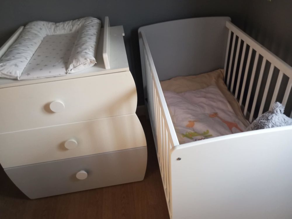 chambre a coucher bebe 200 Savigny-l�s-Beaune (21)