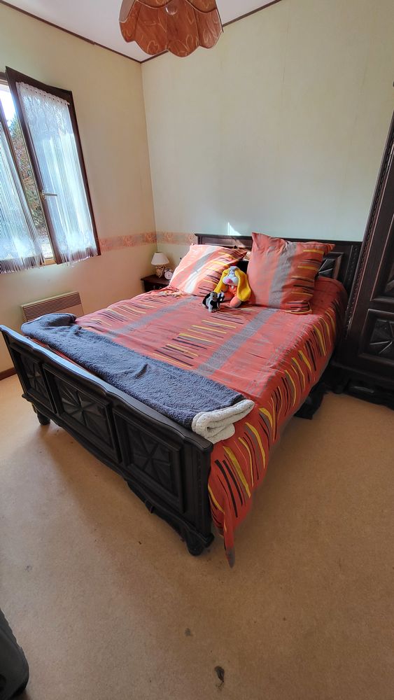 chambre � coucher rustique tr�s bon �tat (cause travaux) 150 Le Fossat (09)