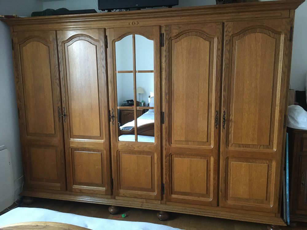 CHAMBRE A COUCHER 0 Guillac (56)