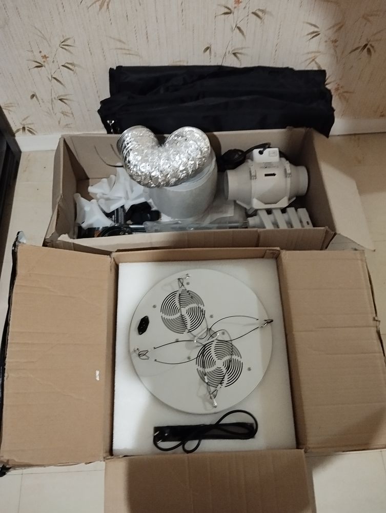 Chambre de culture avec lampe � led complet 100 Auxerre (89)