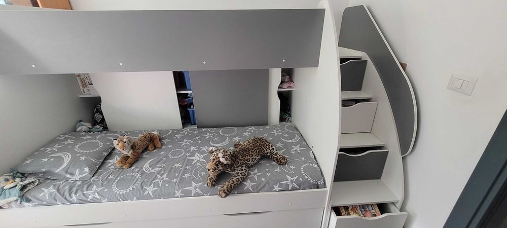 chambre enfant lit superposer avec escalier 300 Sallanches (74)