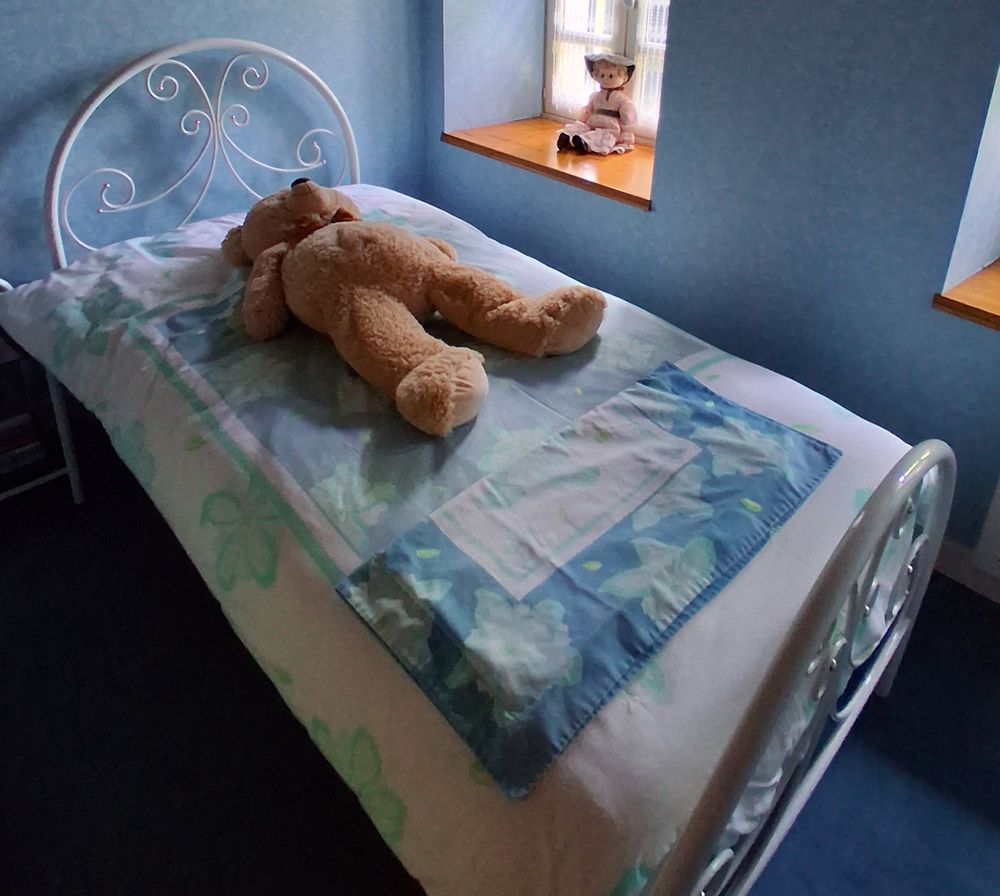 Chambre enfant lit de 90 80 Saint-B�rain (43)