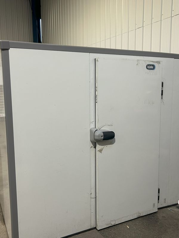 Chambre froide 25m3 6900 Pau (64)