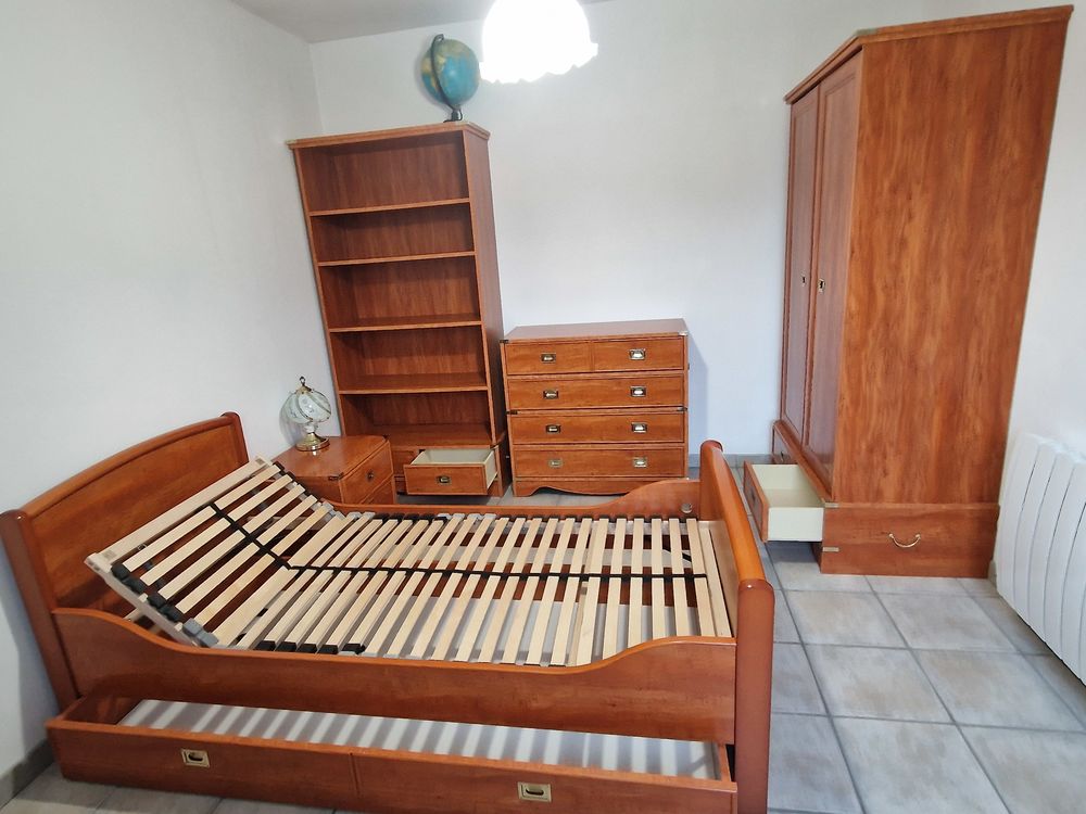 Chambre une personne 750 Fargues-Saint-Hilaire (33)