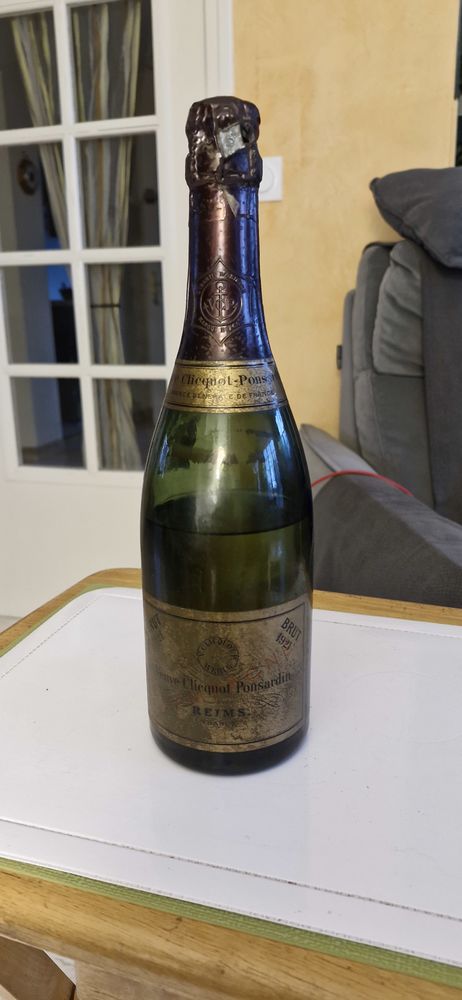 Champagne ancien veuve clicquot ponsardin 1921 1600 Pontault-Combault (77)