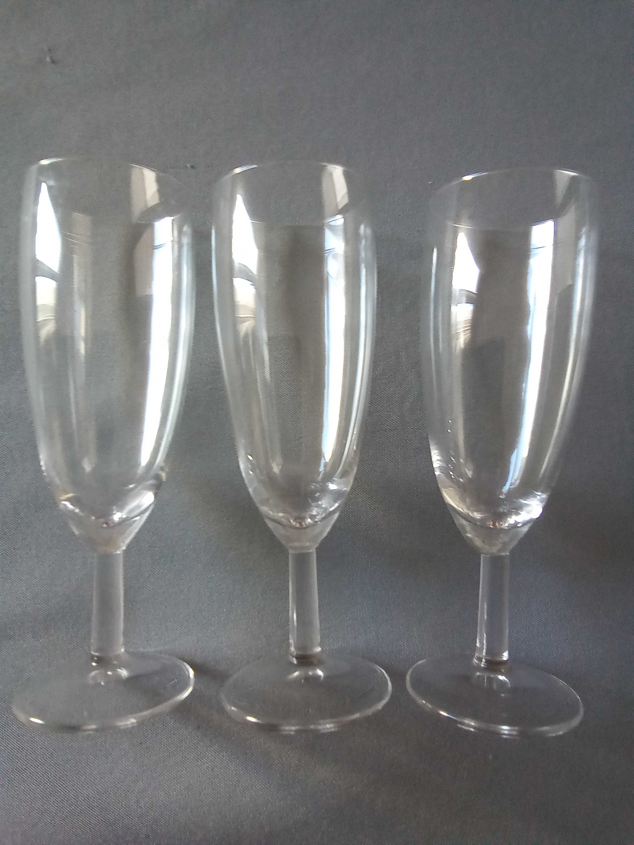 Fl� tes �  champagne 7 Toulon (83)