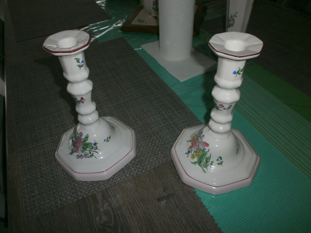 2 CHANDELIERS  EN TTBE SERVI UNE FOIS 40 Sorde-l'Abbaye (40)