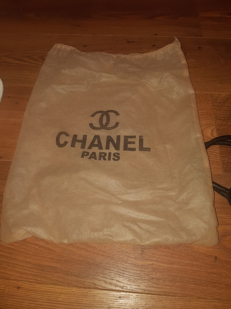 Sac chanel avec �tiquette 500 Rabastens (81)