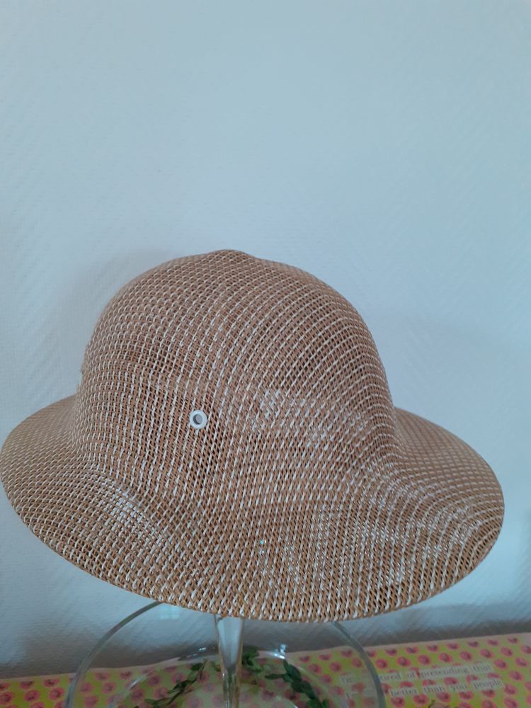 chapeau am�ricain vintage Sun Fair beige Rigid Mesh
52 Montlu�on (03)