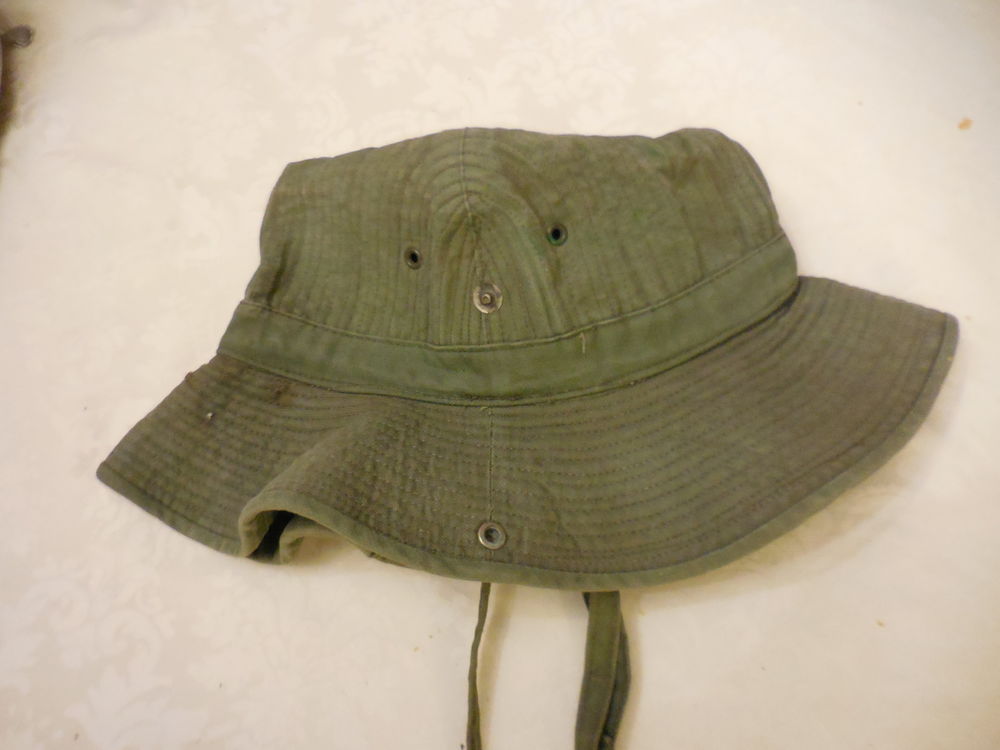 Chapeau Brousse 45 Brin-sur-Seille (54)