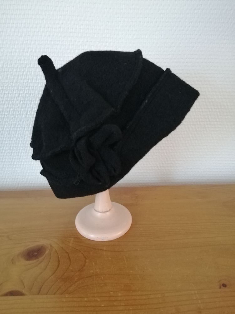 Chapeau noir  3 Châteauroux (36)
