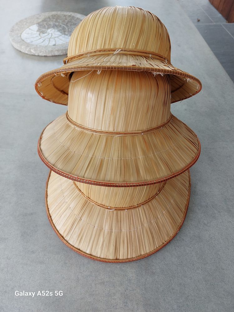 3 Chapeaux de paille 5 Cosne-Cours-sur-Loire (58)