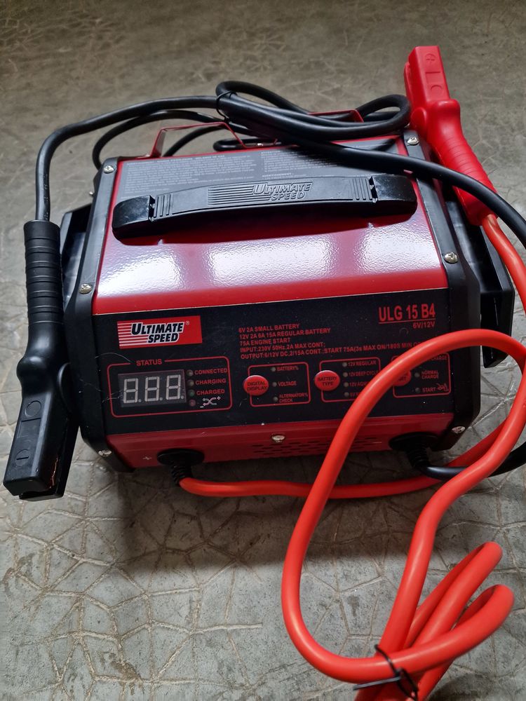 Chargeur de batterie voiture et moto 30 Couchey (21)