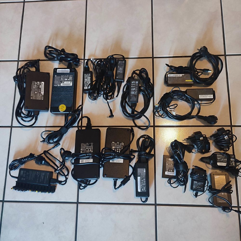 Chargeur pc Dell HP Lenovo Adaptateur Samsung Sony Huawei 25 Le Bourget (93)