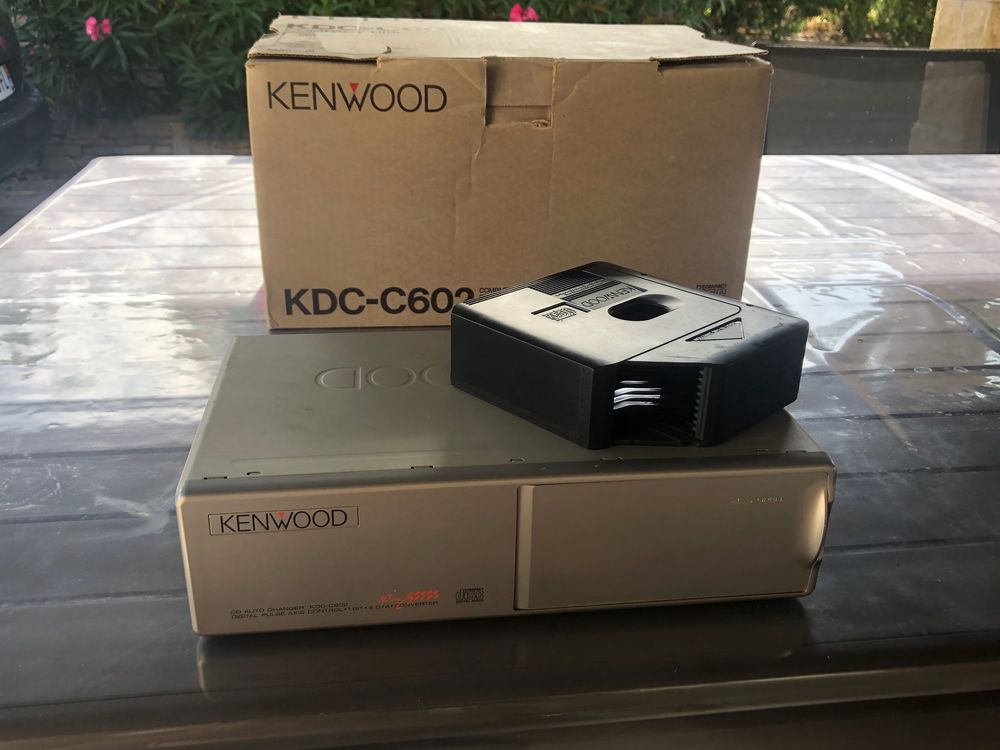 Chargeur 10 disque laser CD Kenwood KDC-C602 40 Vailhauquès (34)