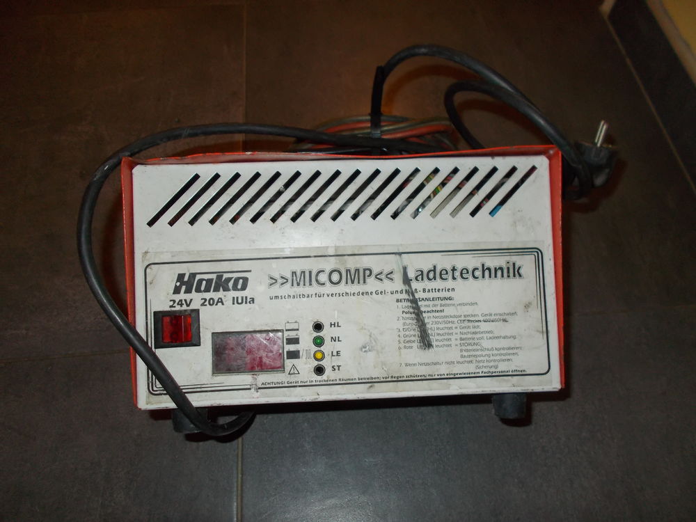 Chargeur electrique 24vt fonctionne prise rigide 20 Peymeinade (06)