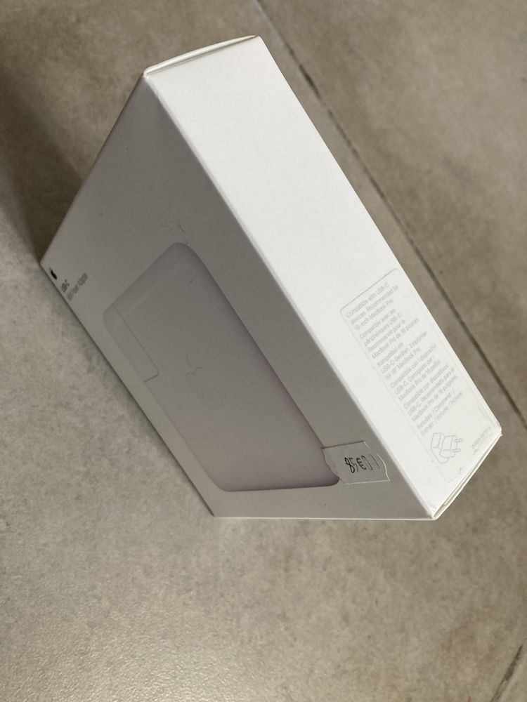 Chargeur 96 pour macbook pro.
70 Vendargues (34)