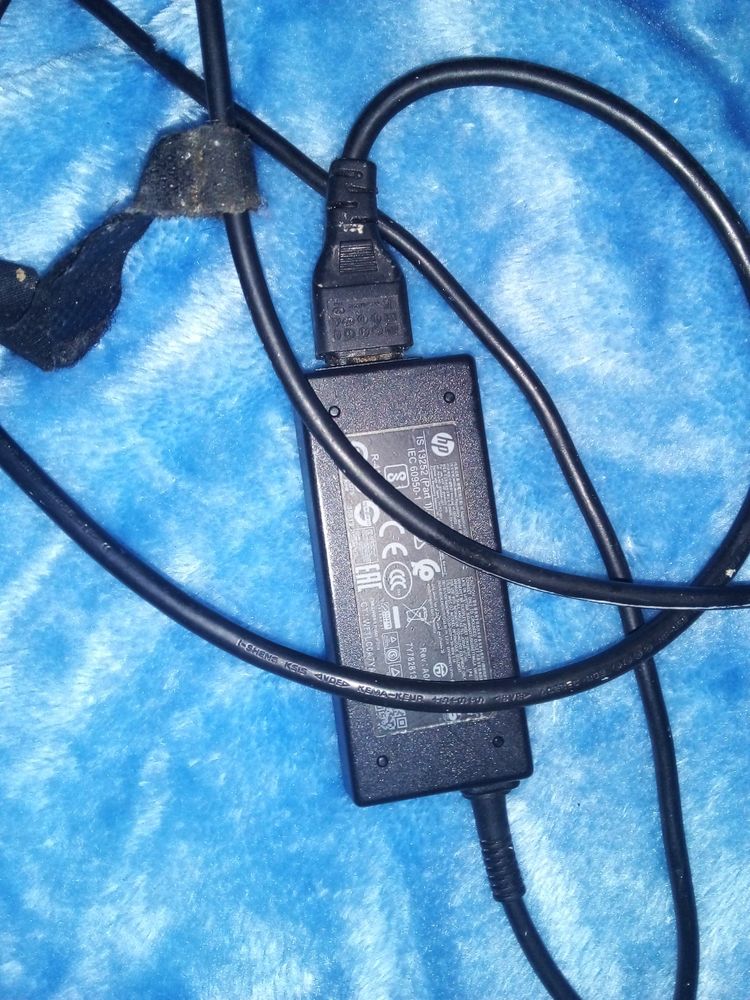 chargeur HP pour PC 50 Saint-Denis (97)