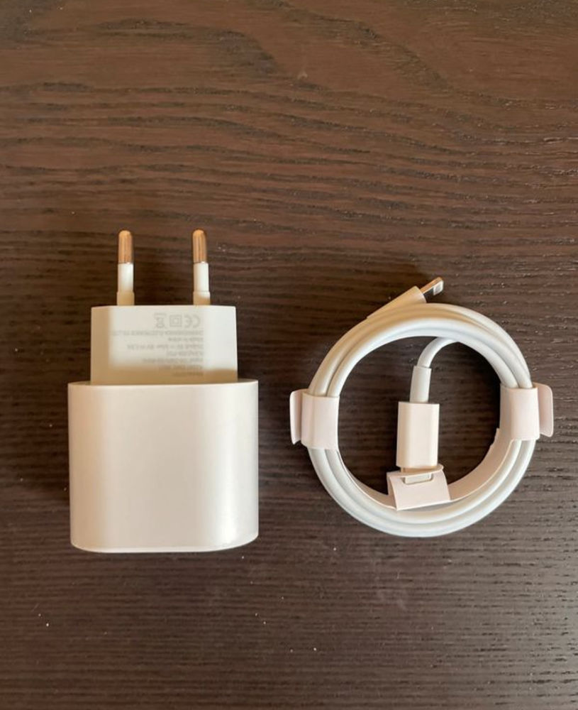 chargeur rapide pour iPhone 10 Sevran (93)