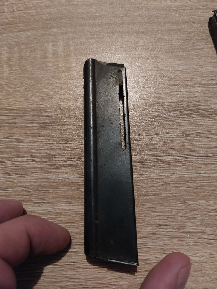 2 chargeurs 15 coups  22lr pour voere 180 Chapelle-Vallon (10)