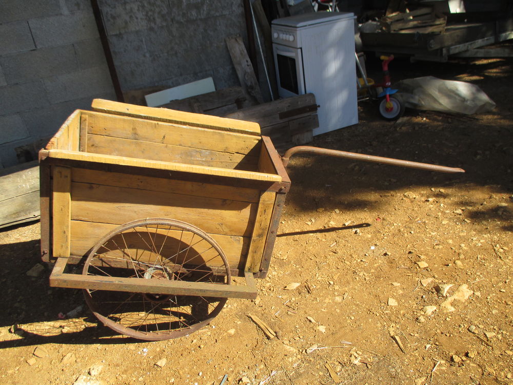 chariot artisanal original. 15 Causse-et-Di�ge (12)