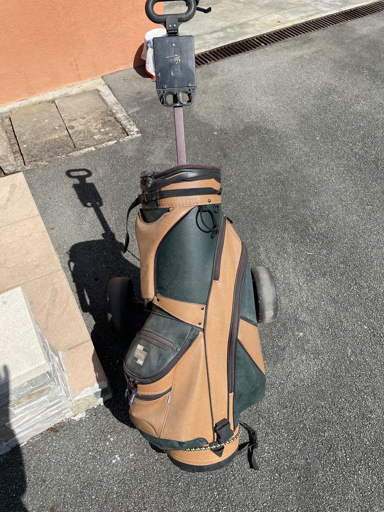 chariot et clubs de golf 100 Dorans (90)
