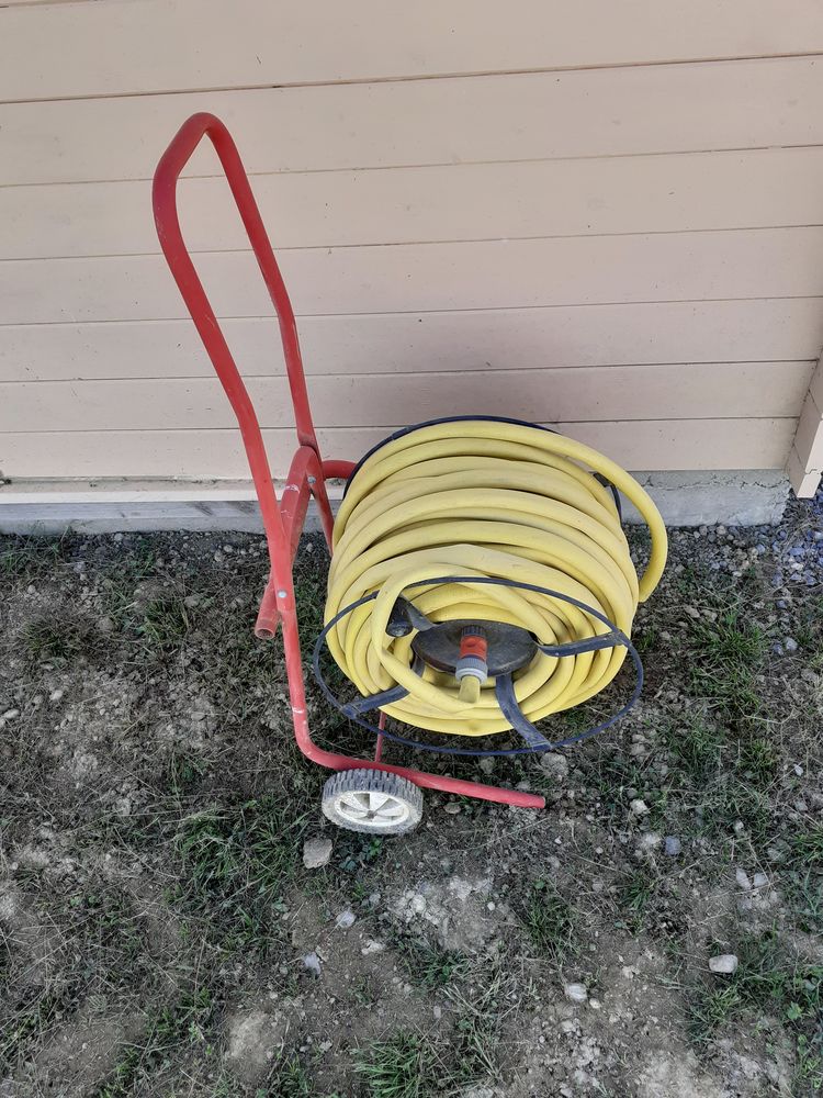 Chariot d�rouleur tuyau arrosage 35 Marseillan (65)