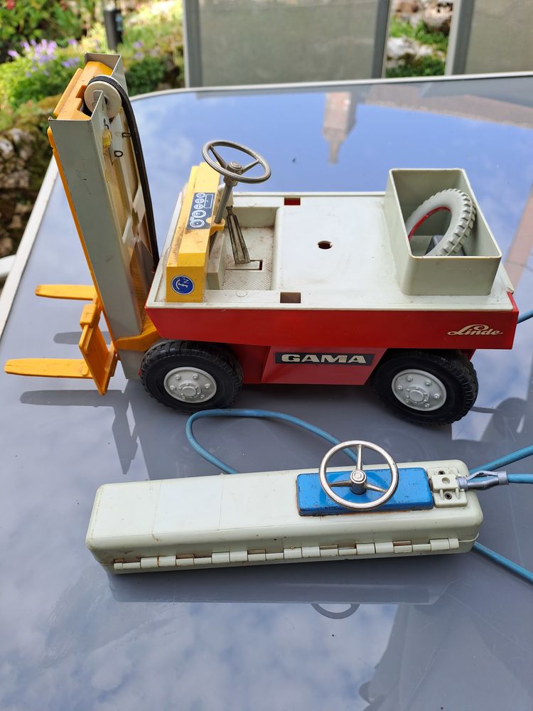 chariot �l�vateur 35 Montceaux-l�s-Provins (77)