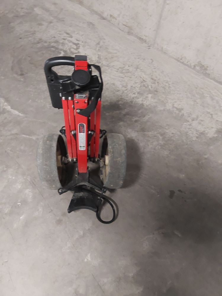 Chariot manuel golf rouge 30 Toulouse (31)