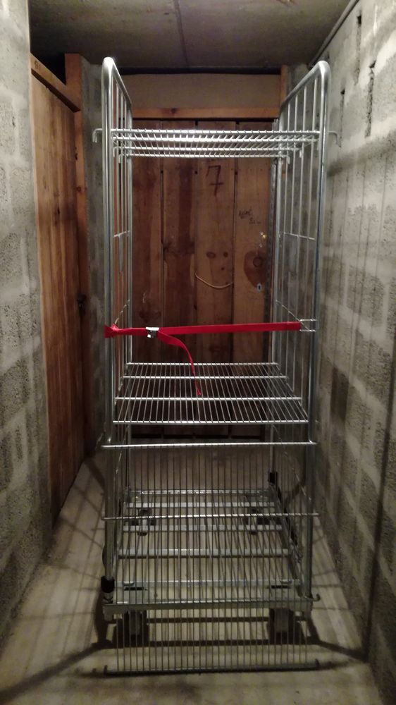 chariot rool alimentaire comme neuf 95 Granville (50)