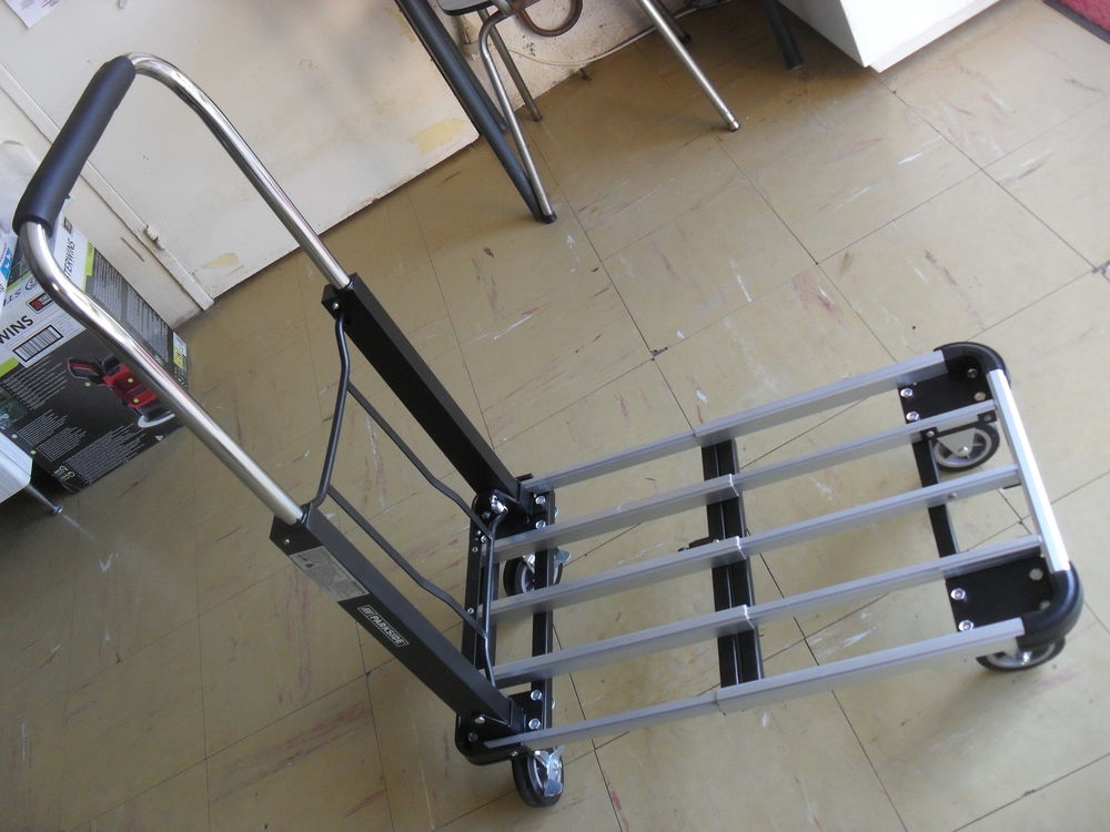 - CHARIOT DE TRANSPORT 15 Villers-l�s-Nancy (54)