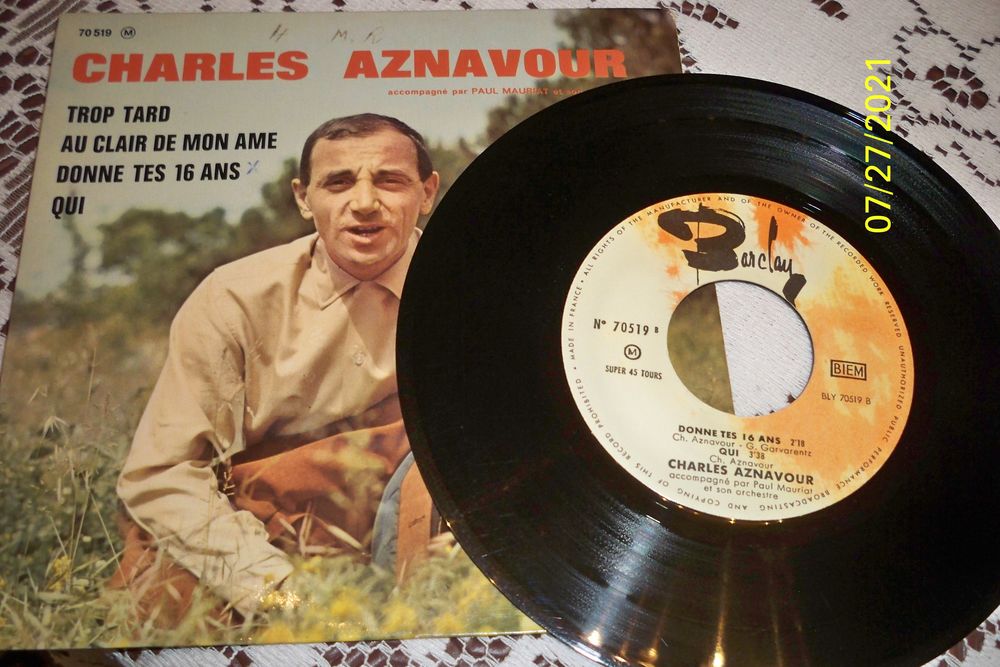 CHARLES AZNAVOUR 45TOURS 12 Sucy-en-Brie (94)