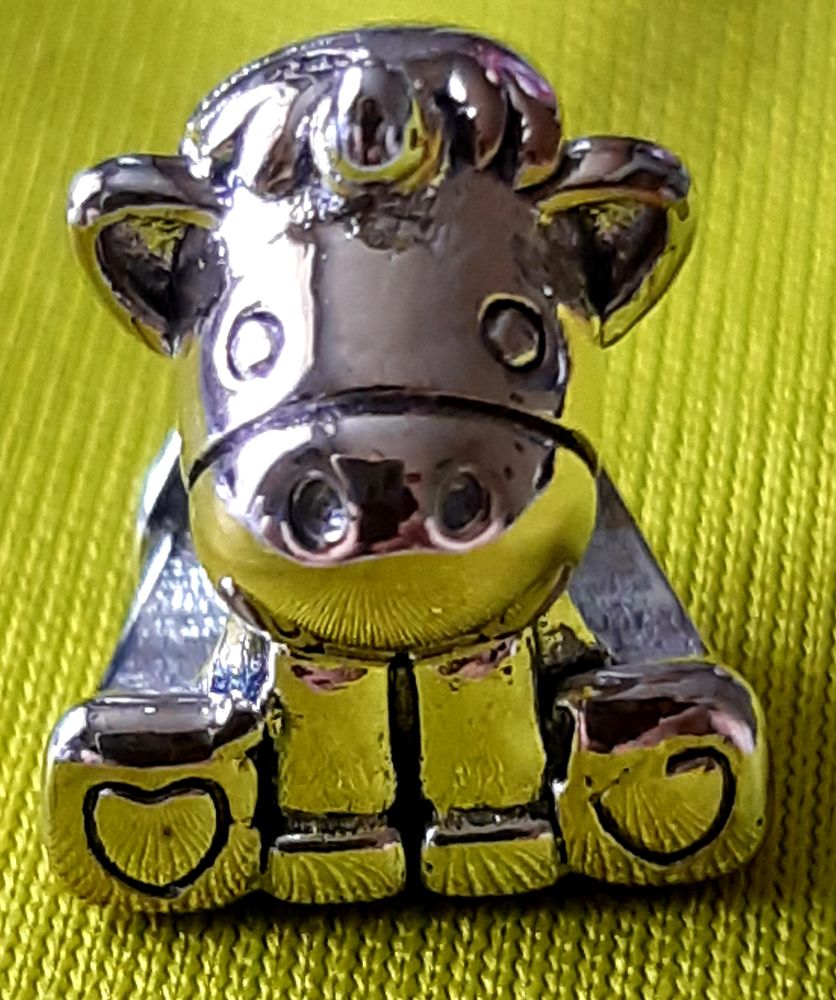 Charm vache argent 10 Pau (64)