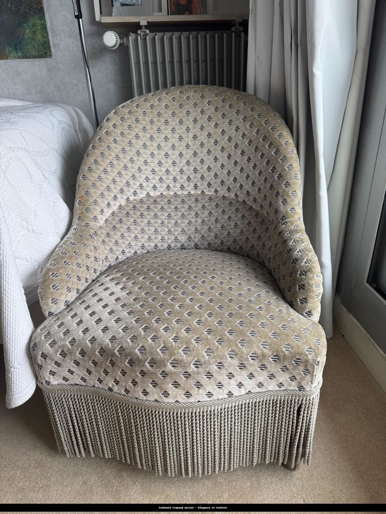 Charmant Fauteuil Crapaud Ancien - �l�gance et Confort 180 Paris 15 (75)