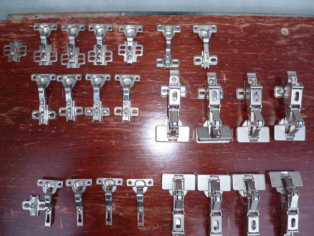 Charni�res pour portes de placard 1 Sales (74)