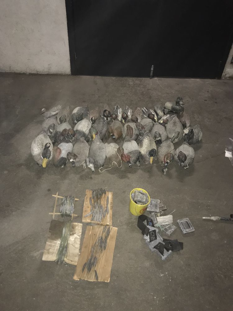 LOT CHASSE ET PECHE. 1000 Nimes (30)