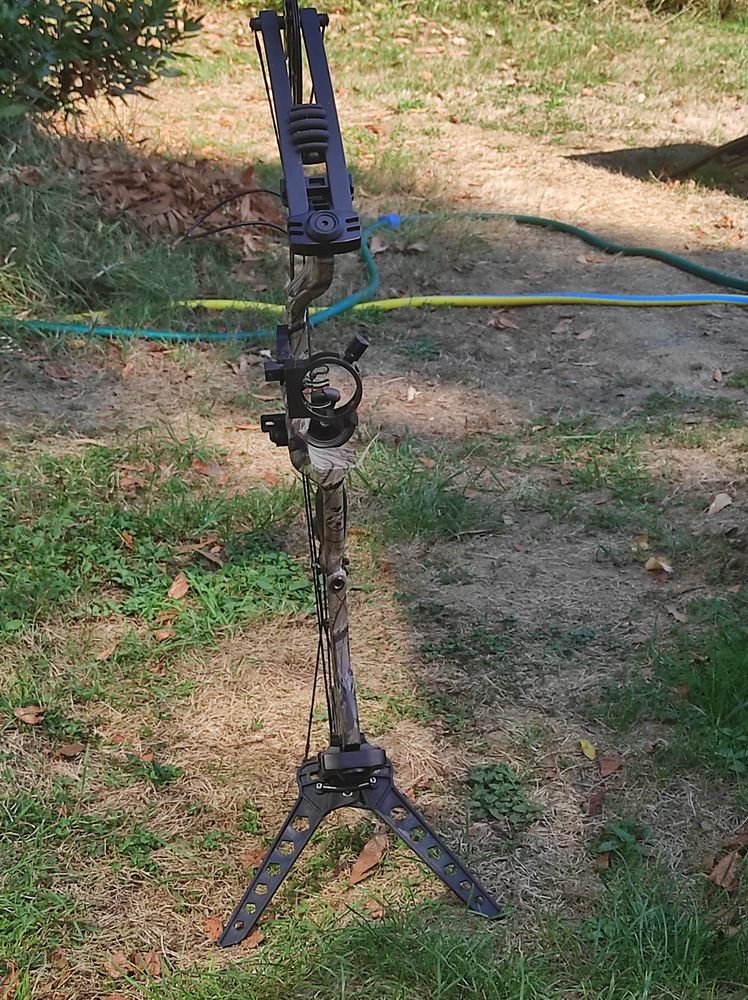 Arc de chasse � poulie MK75 droitier 360 Savigny-en-Revermont (71)