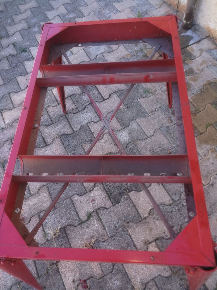 Ch�ssis table Tolix 65 Le Creusot (71)