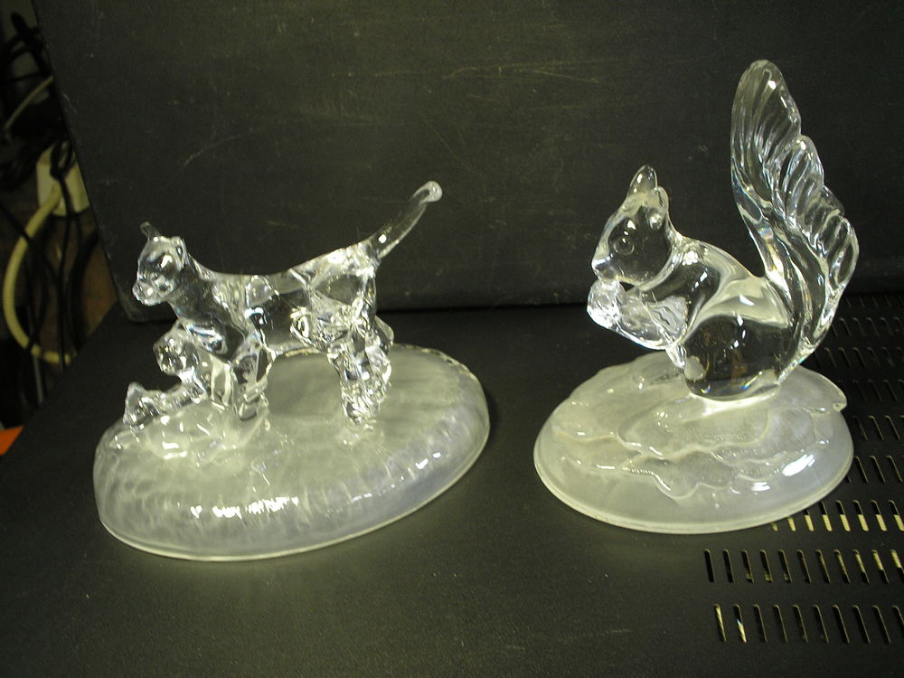 Chat et �cureuil en verre 15 Le Tremblay-sur-Mauldre (78)