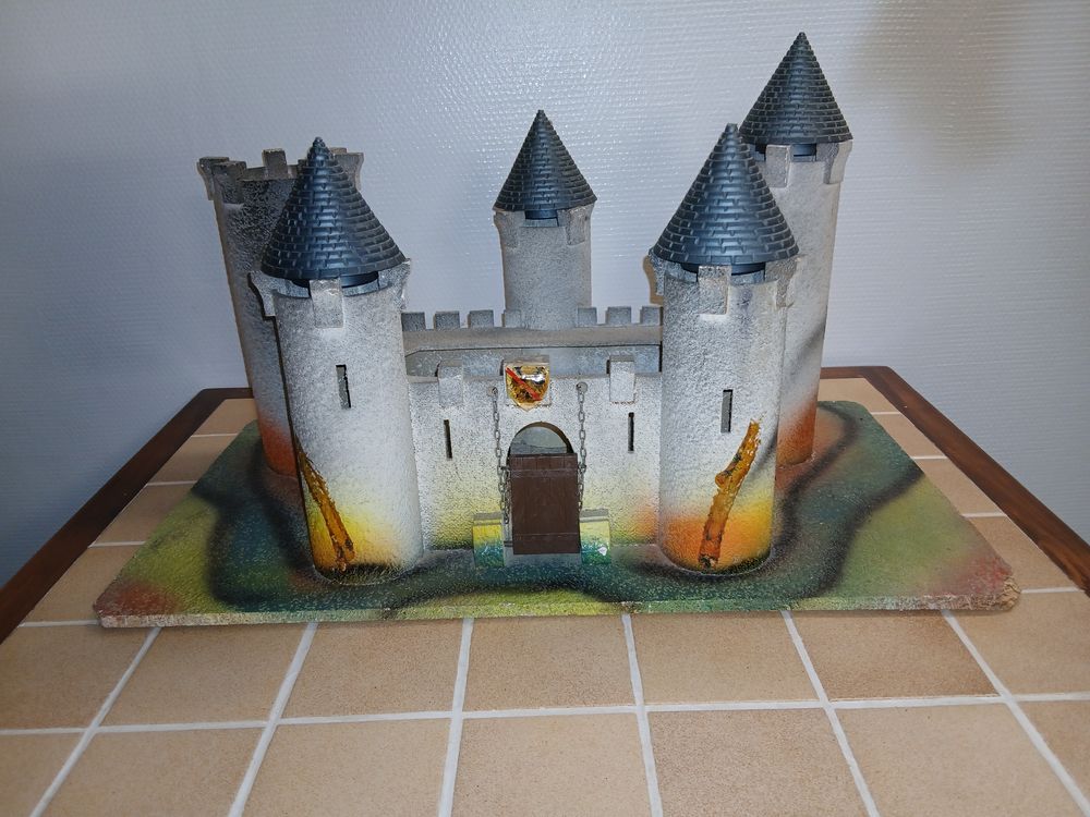 Ch�teau fort STARLUX 40 Sanvignes-les-Mines (71)