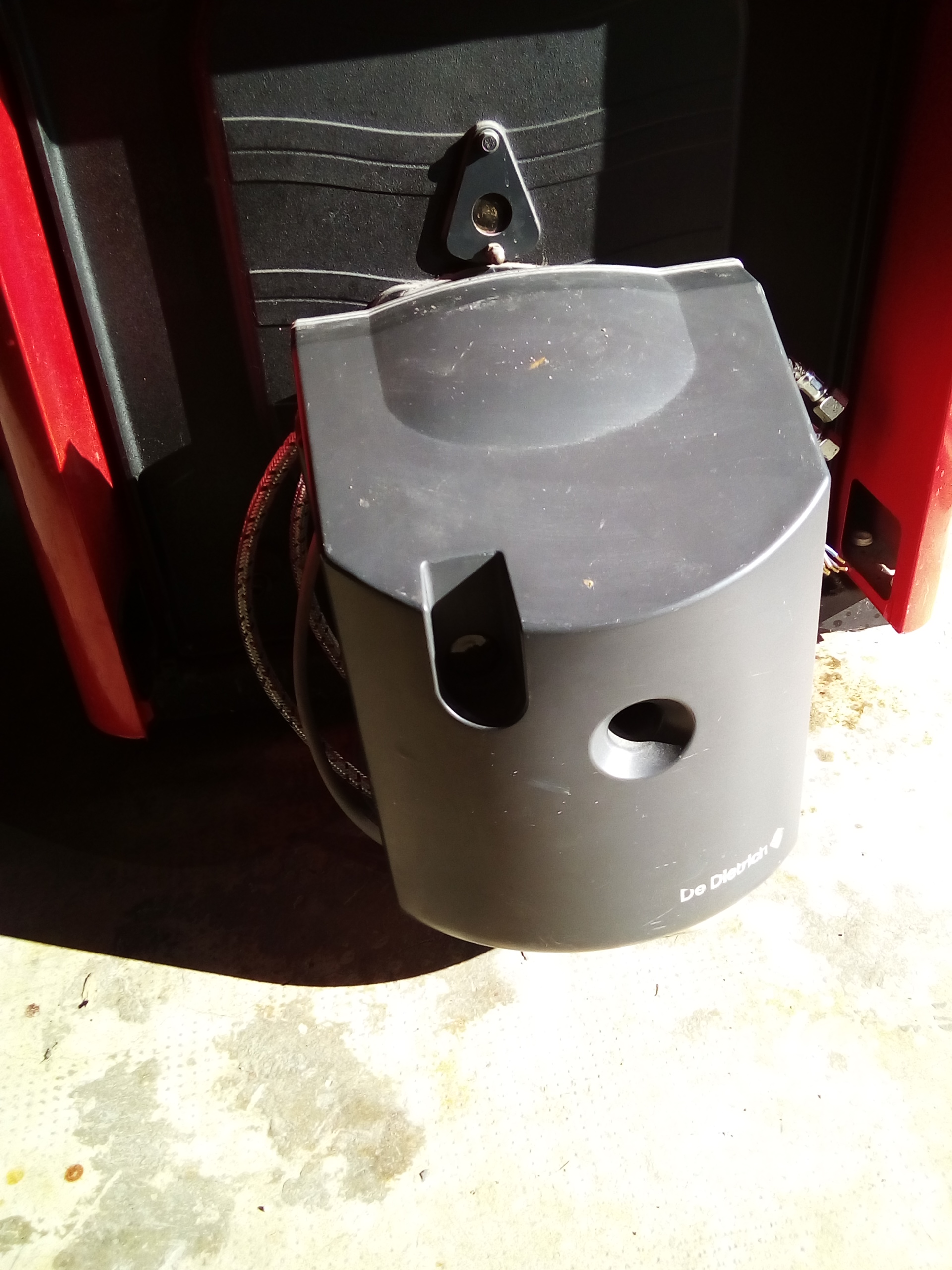 CHAUDIERE FIOUL AVEC BRULEUR 750 Jonqui�res (84)