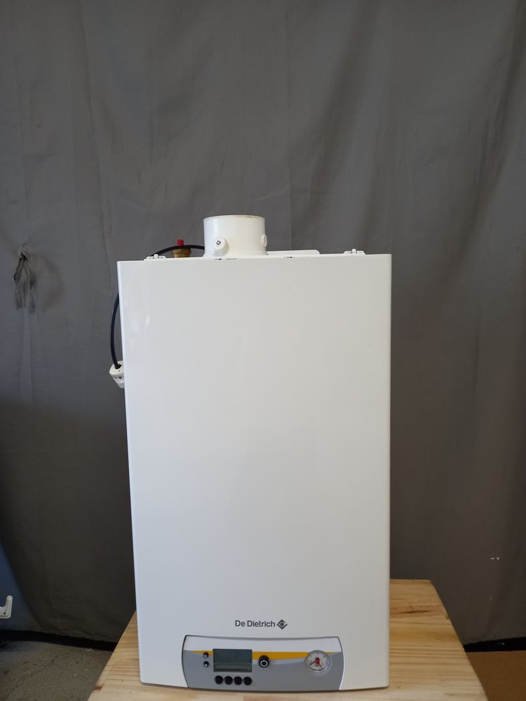 Chaudi�re gaz murale � condensation 290 Roanne (42)