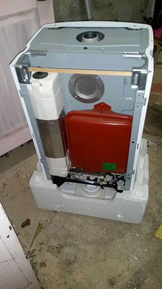 Chaudi�re murale � condensation NEUVE 450 Sens (89)