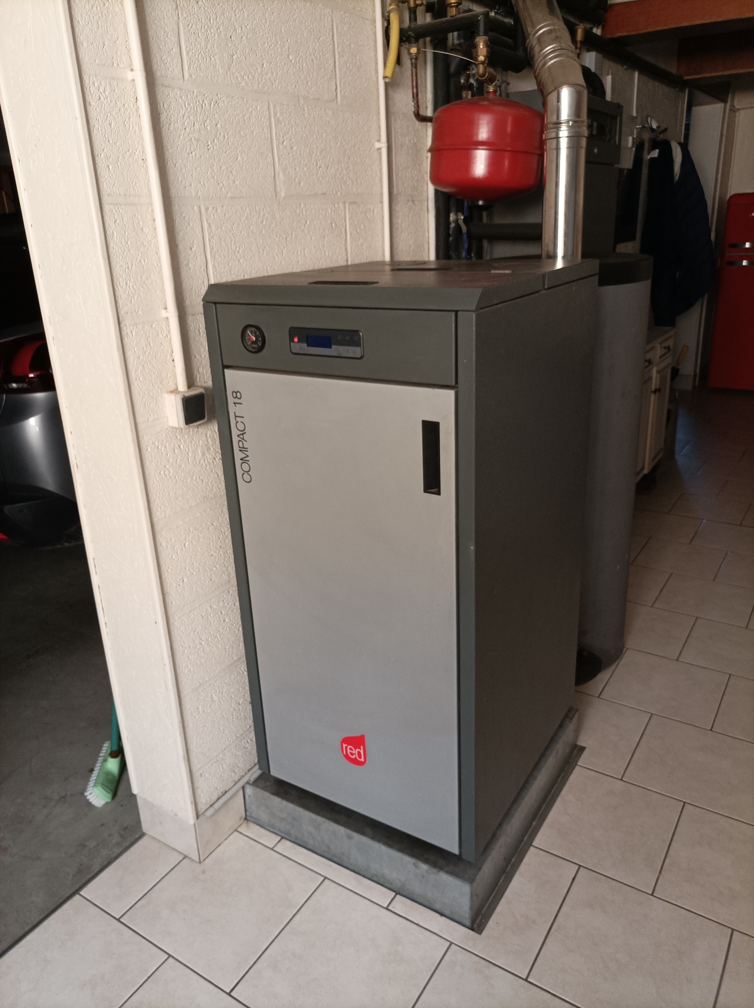 CHAUDI�RE � PELLETS RED COMPACT 18 1200 Mayenne (53)